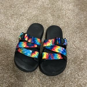 Chaco Chillos tie dye